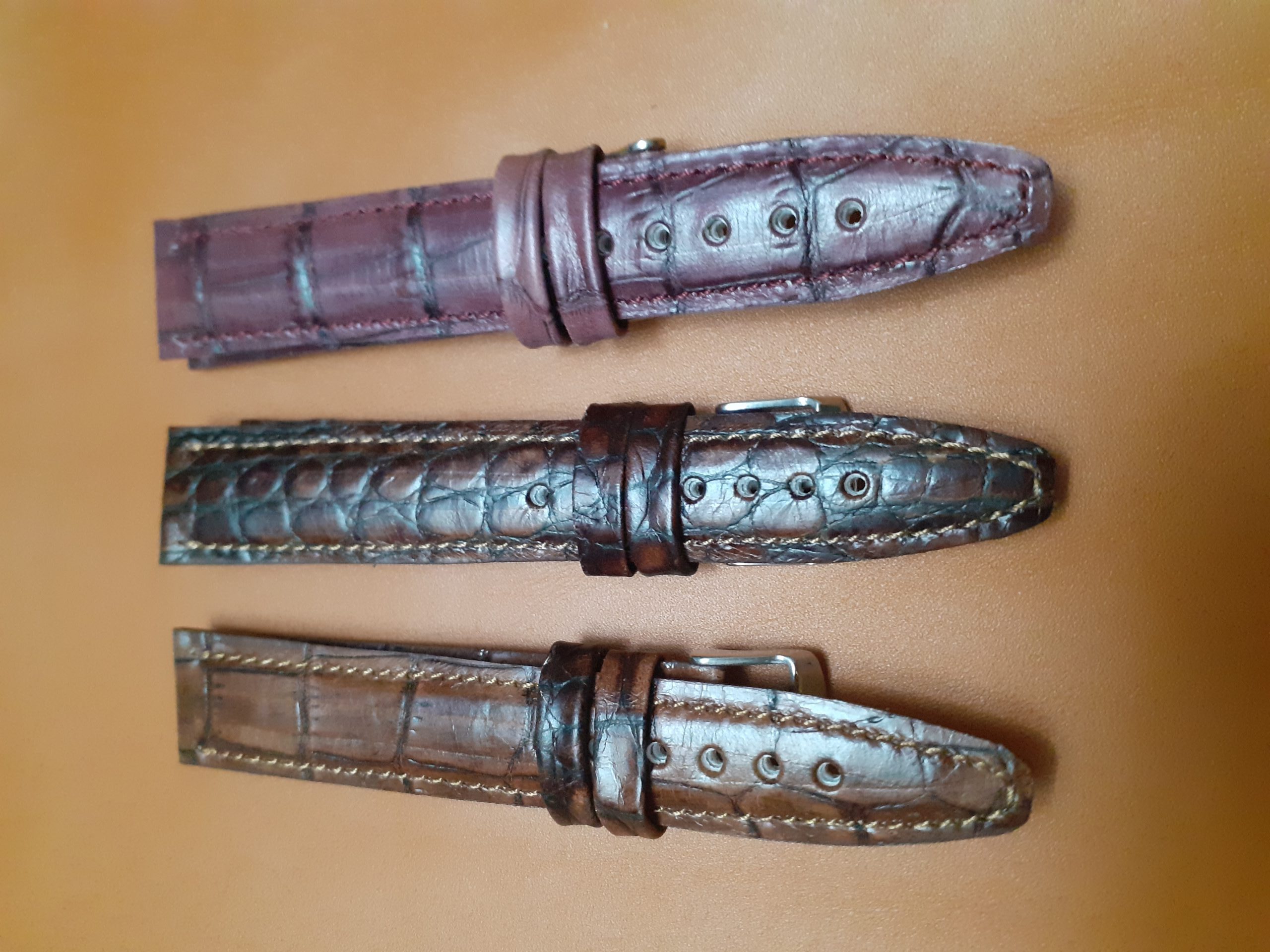 Curea ceas piele cu bombeu tip croco