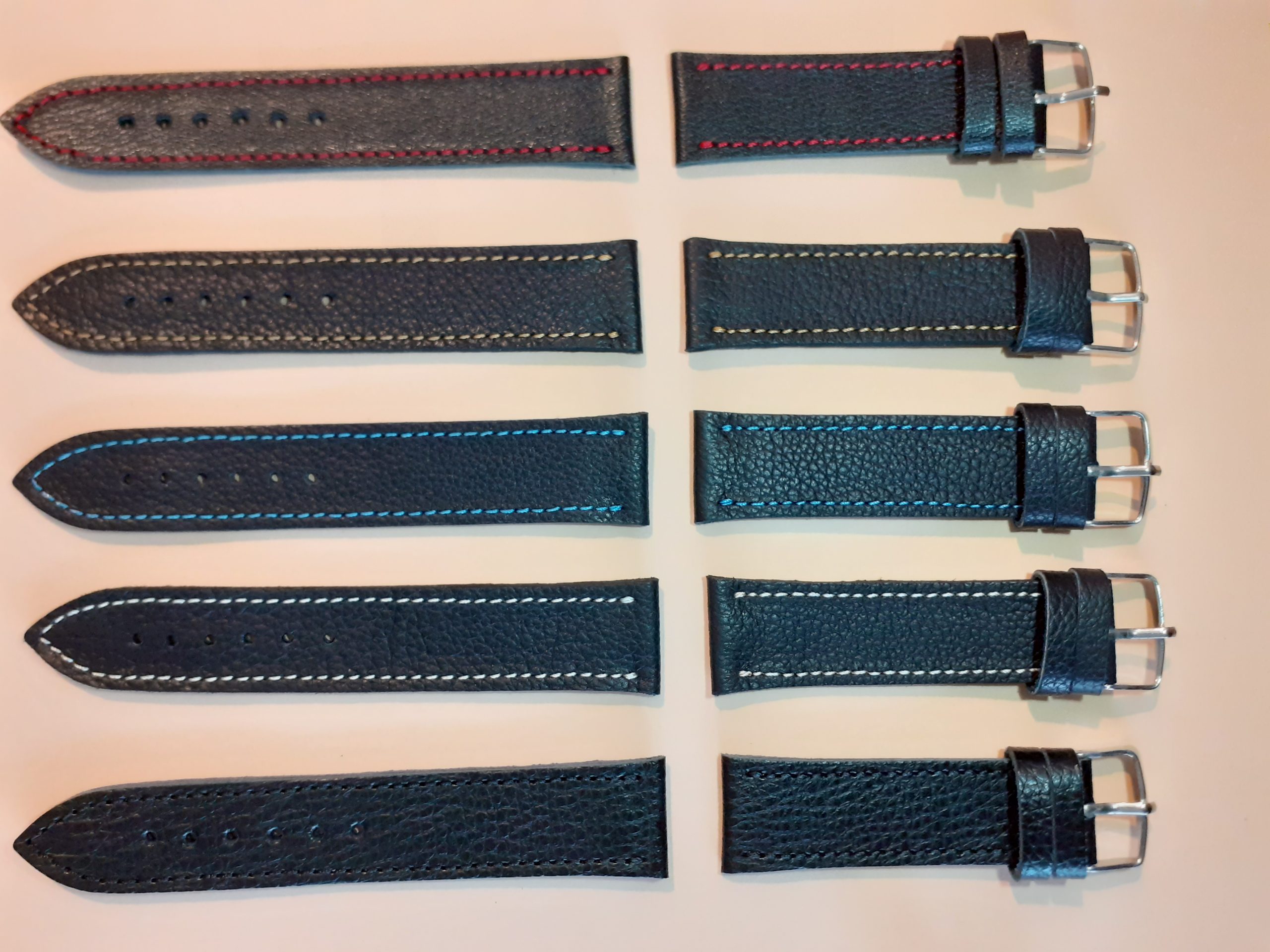 Curele 2 părți negre